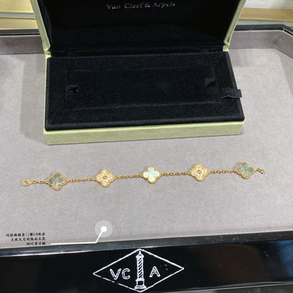Anum Bags VCA Luxury Jewelry --52081