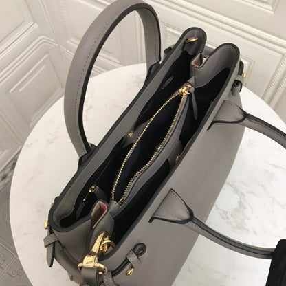 Anum Bags Luxury Bag --50037