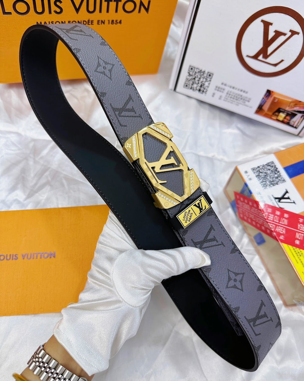 Anum Bags ln Luxury Belt --106829