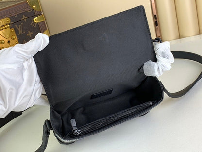 Anum Bags ln Luxury Bag --62058