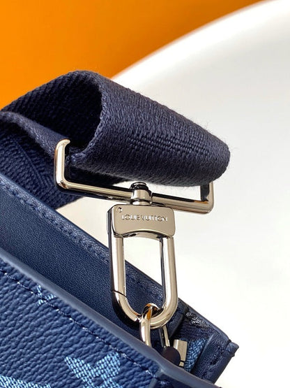 Anum Bags ln Luxury Bag --71467