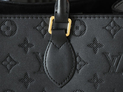 Anum Bags ln Luxury Bag --76378