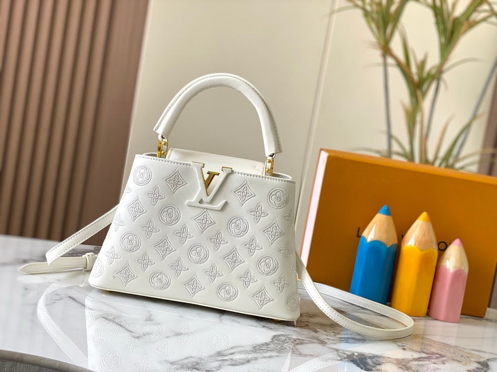 Anum Bags ln Luxury Bag --81439
