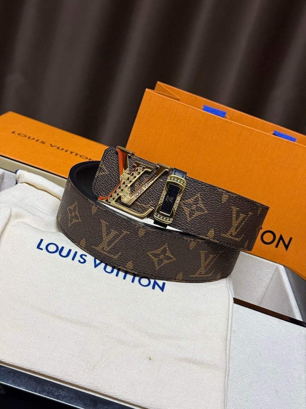Anum Bags ln Luxury Belt --101031