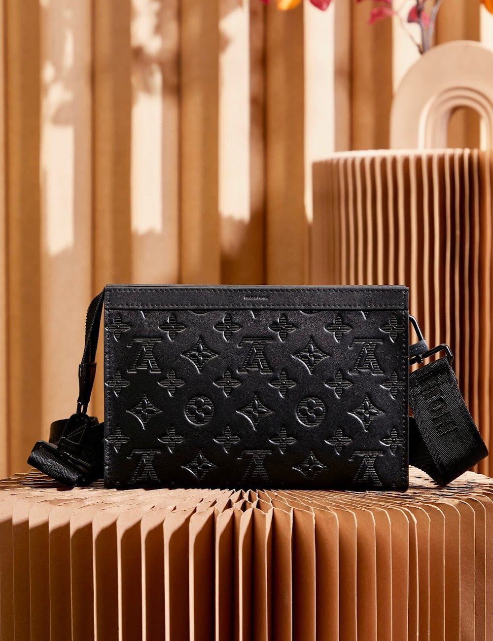 Anum Bags ln Luxury Bag --71151