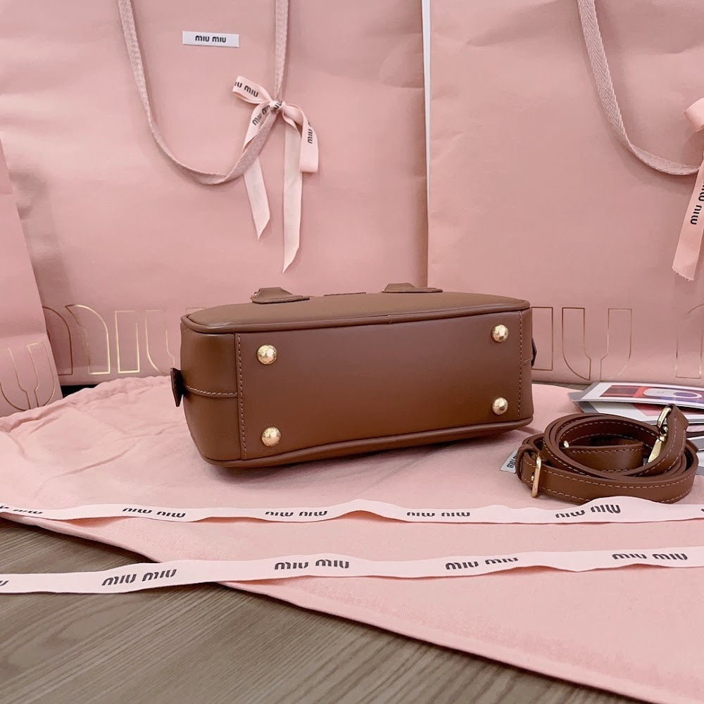 Anum Bags Miun Miun Luxury Bag --122884