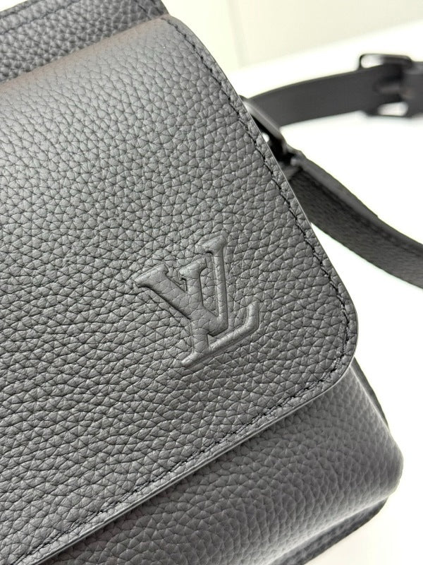 Anum Bags ln Luxury Bag --71513