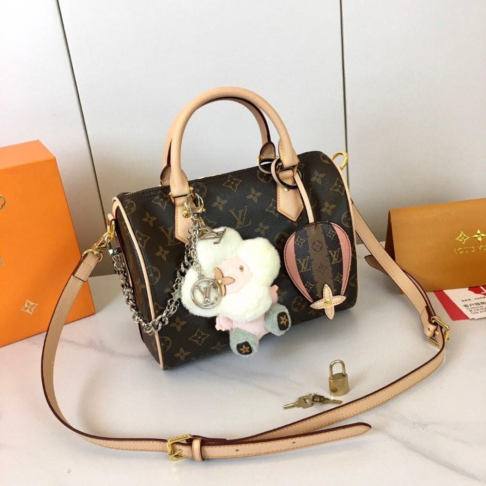 Anum Bags ln Luxury Bag --76837