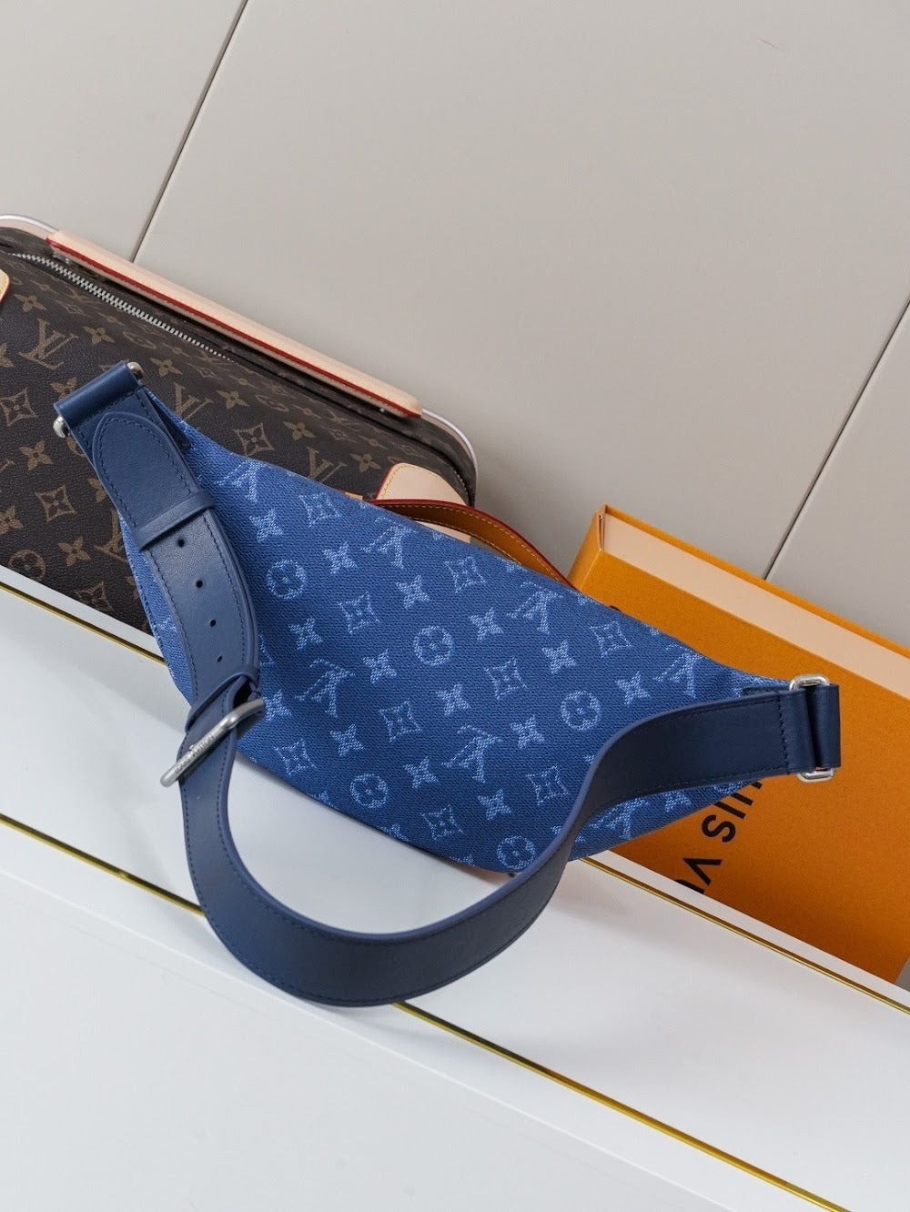 Anum Bags ln Luxury Bag --71627