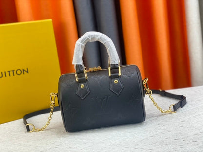 Anum Bags ln Luxury Bag --75894
