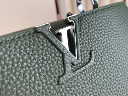 Anum Bags ln Luxury Bag --60726