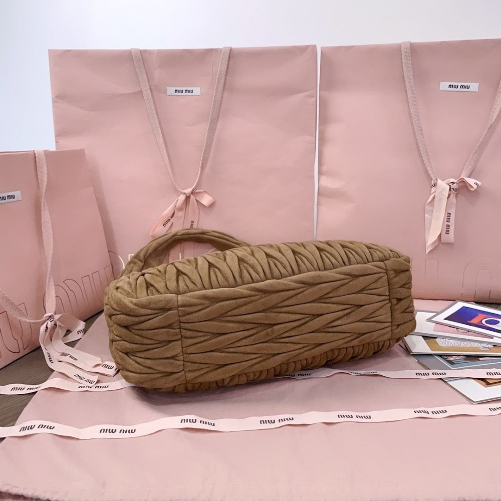 Anum Bags Miun Miun Luxury Bag --123638