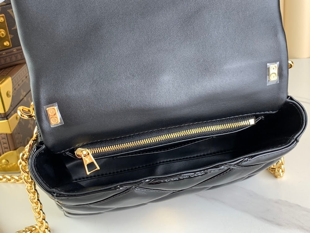 Anum Bags ln Luxury Bag --62275