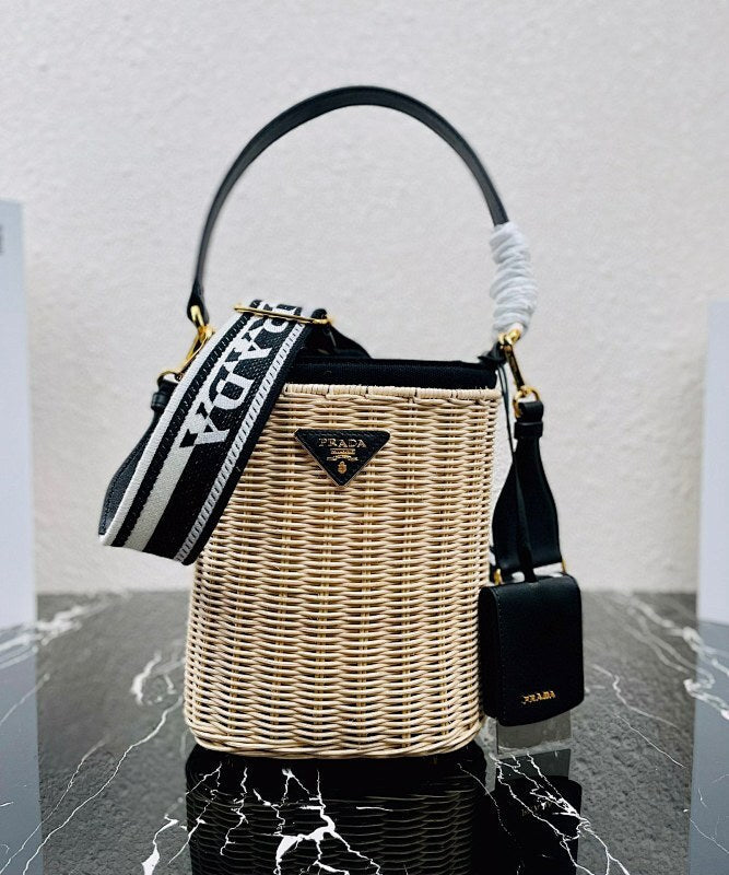 Anum Bags pradn Luxury Bag --74974