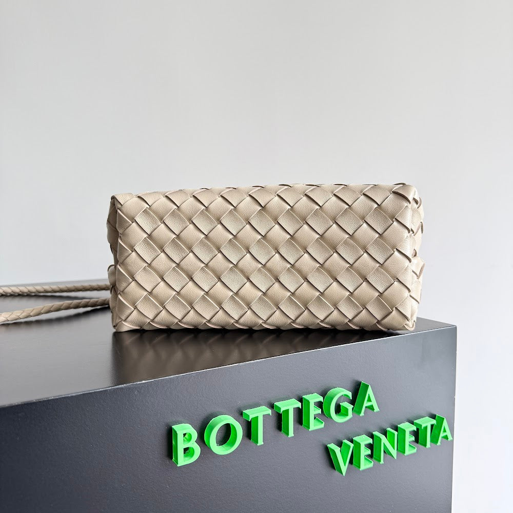 new-luxury-designer-bags-nm21195