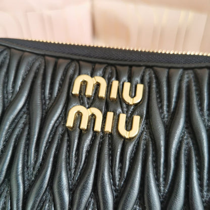 Anum Bags Miun Miun Luxury Bag --123234