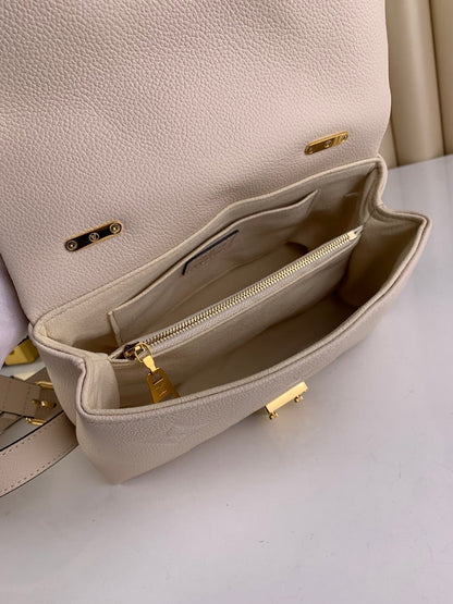 Anum Bags ln Luxury Bag --60996