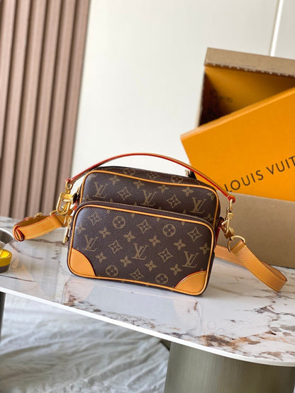 Anum Bags ln Luxury Bag --95634