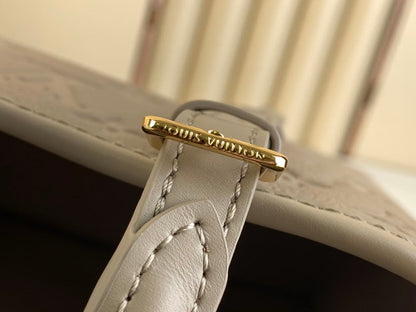 Anum Bags ln Luxury Bag --62489