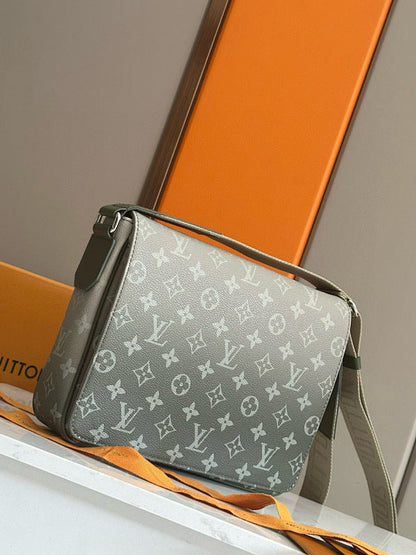 Anum Bags ln Luxury Bag --70818