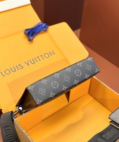 Anum Bags ln Luxury Bag --70213