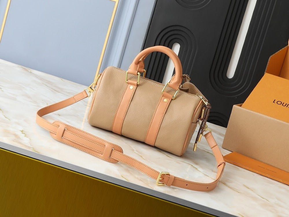 Anum Bags ln Luxury Bag --76533