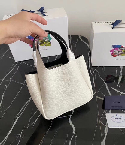 Anum Bags pradn Luxury Bag --73379