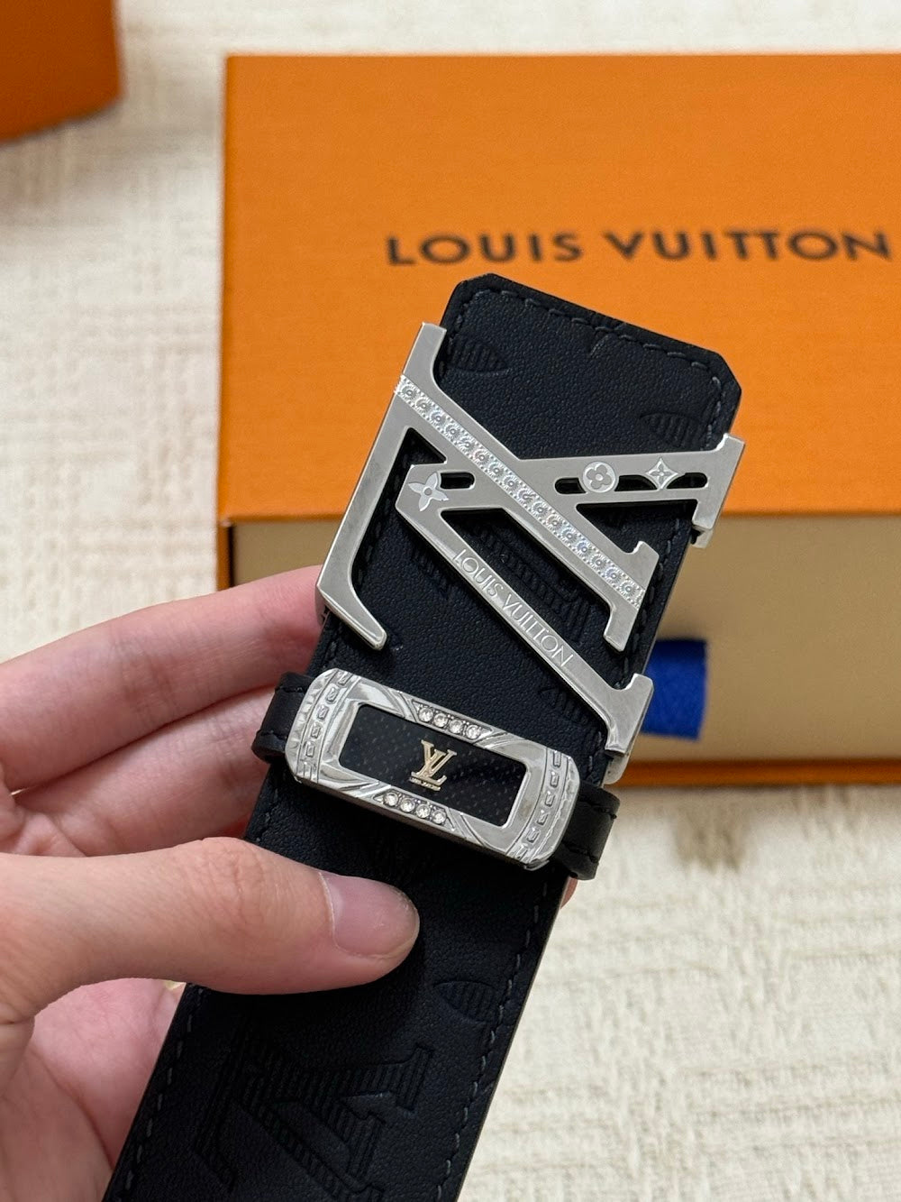 Anum Bags ln Luxury Belt --100624