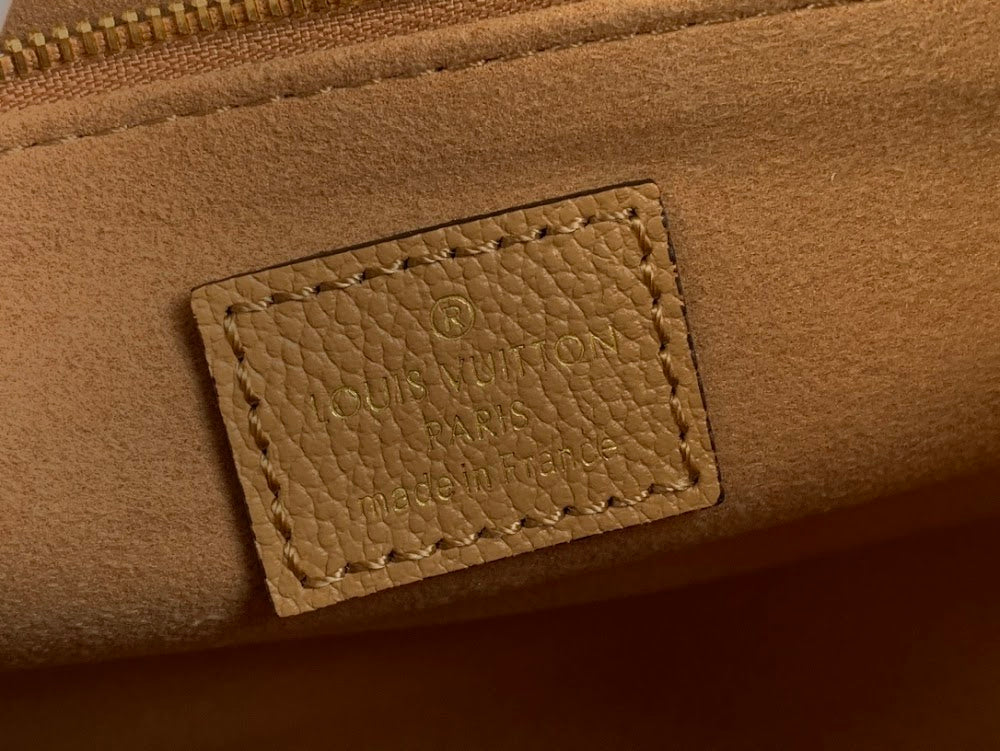 Anum Bags ln Luxury Bag --62379