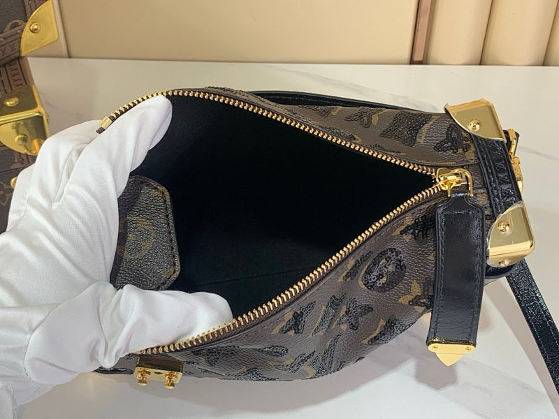 Anum Bags ln Luxury Bag --63057