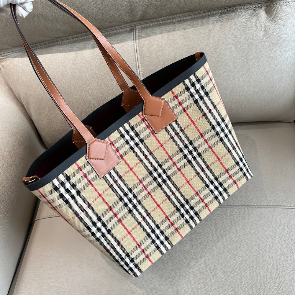 Anum Bags Burberryn Luxury Bag --91998