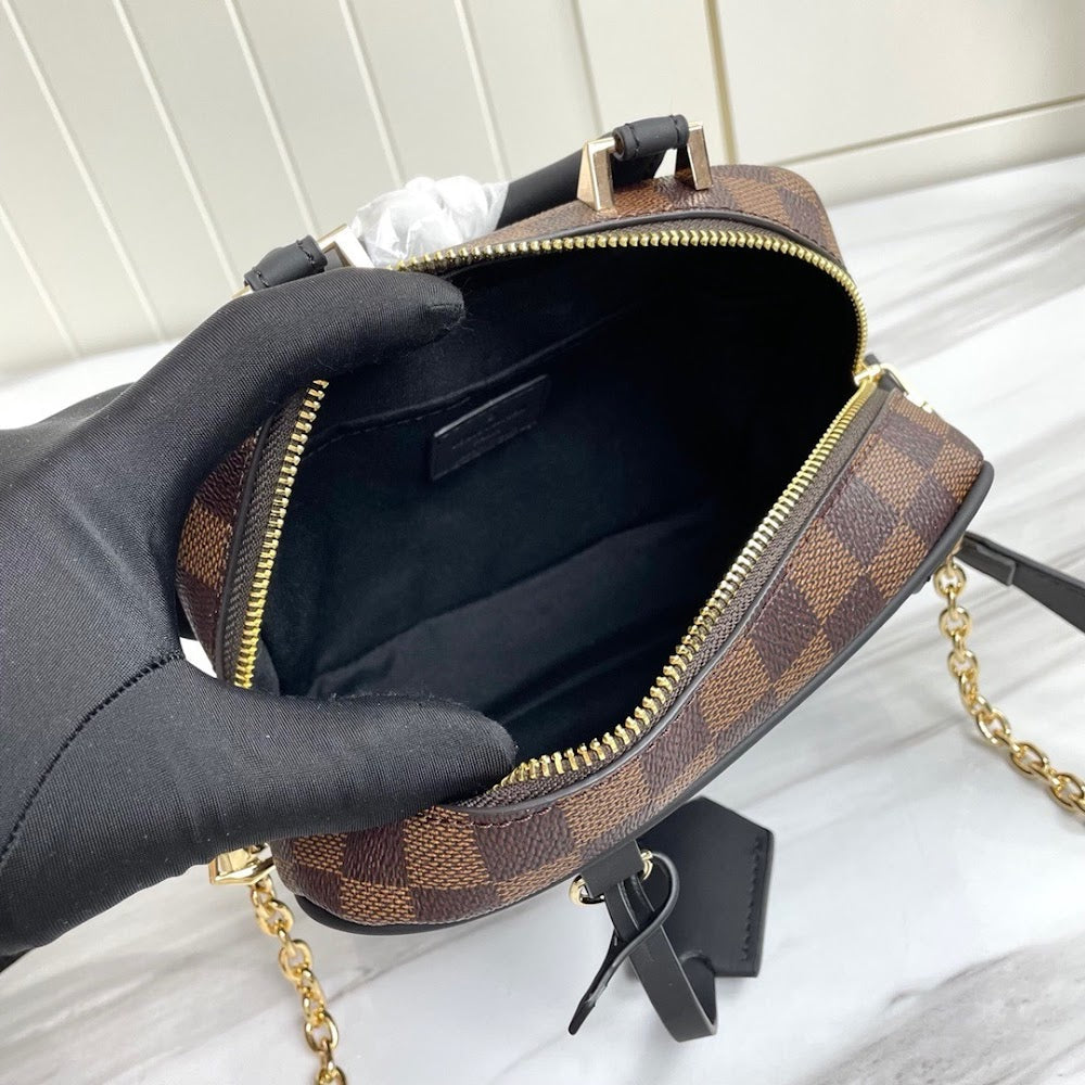 Anum Bags ln Luxury Bag --78024