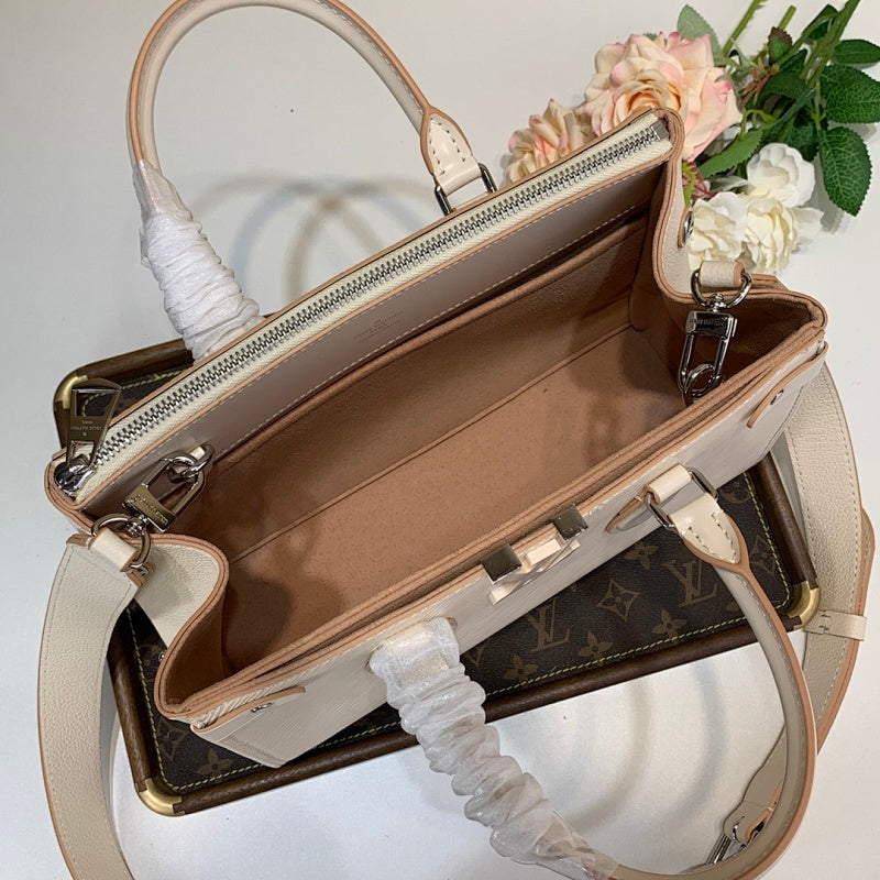 Anum Bags ln Luxury Bag --59782