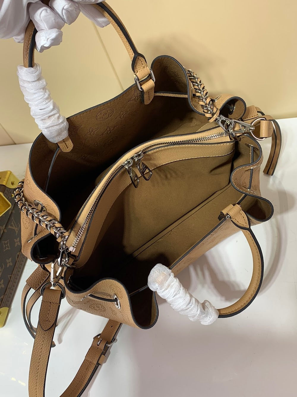 Anum Bags ln Luxury Bag --60800