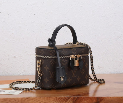 Anum Bags ln Luxury Bag --97424