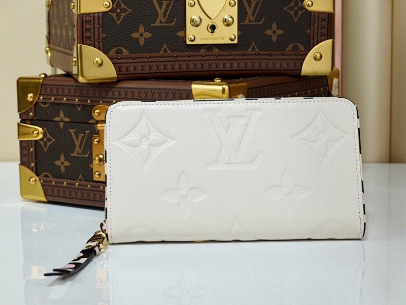Anum Bags ln Luxury Bag --60340