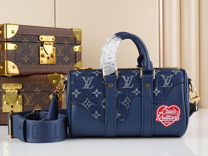 Anum Bags ln Luxury Bag --60444