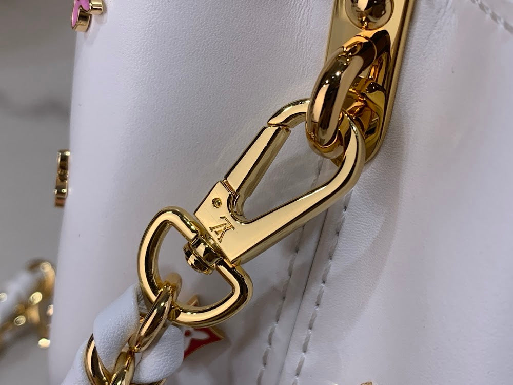 Anum Bags ln Luxury Bag --63077