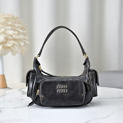 Anum Bags Miun Miun Luxury Bag --123630