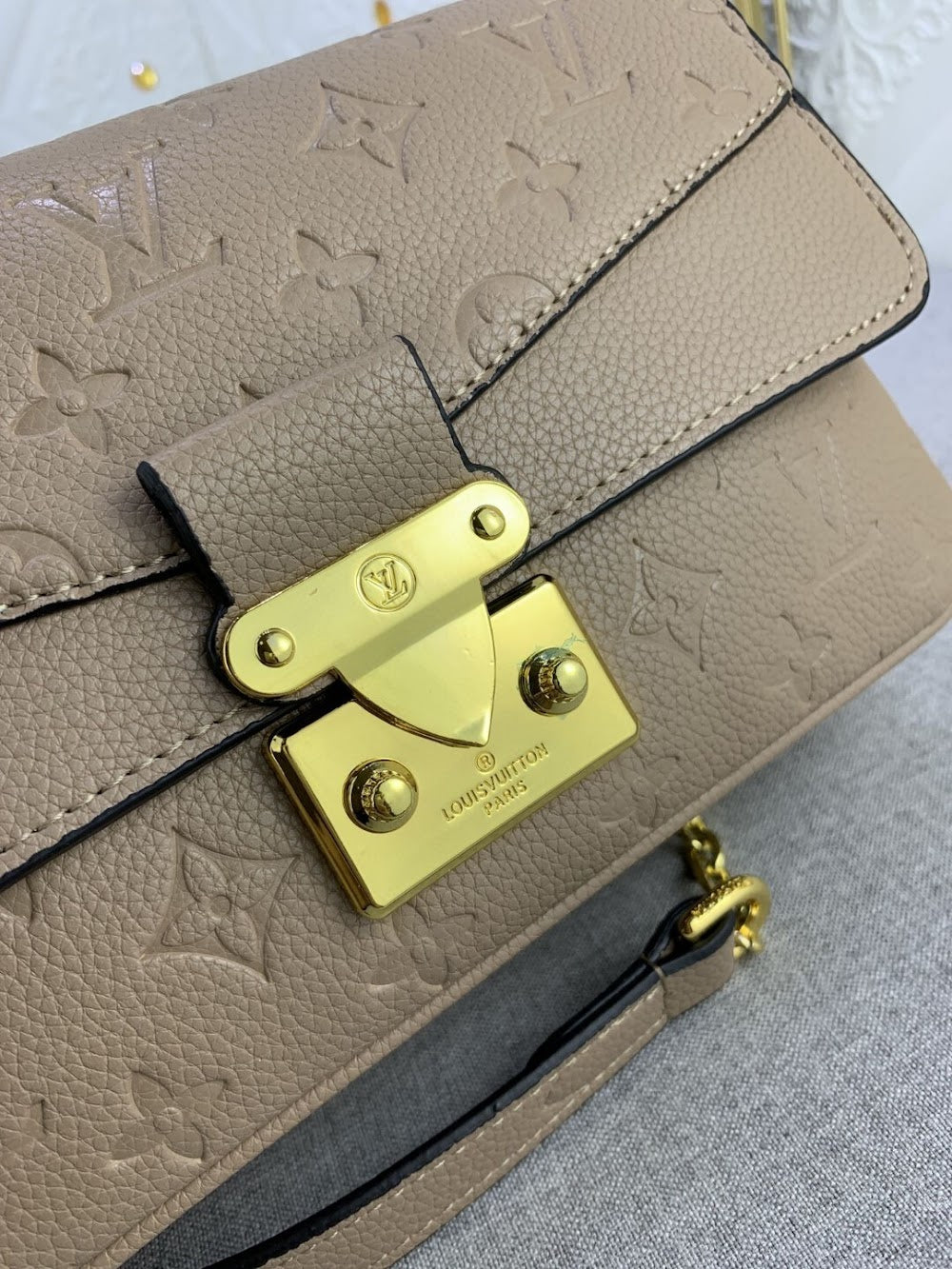 Anum Bags ln Luxury Bag --75676
