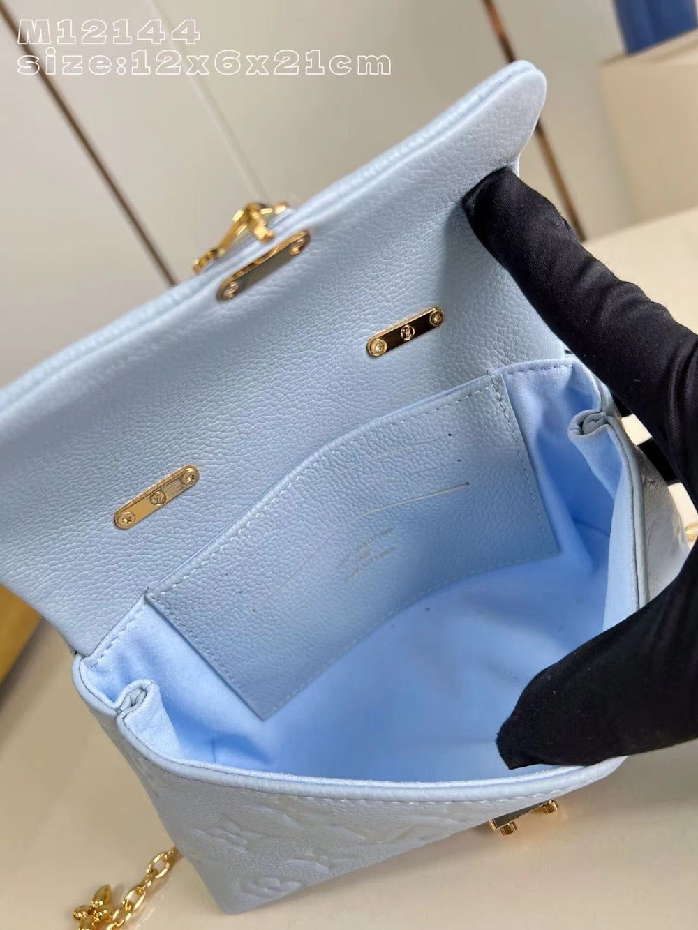 Anum Bags ln Luxury Bag --96614