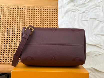 Anum Bags ln Luxury Bag --62020