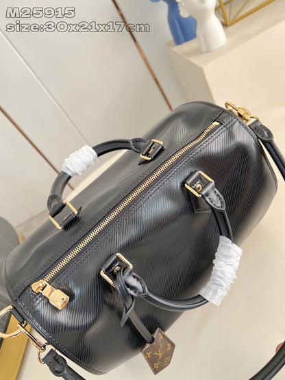 Anum Bags ln Luxury Bag --95735