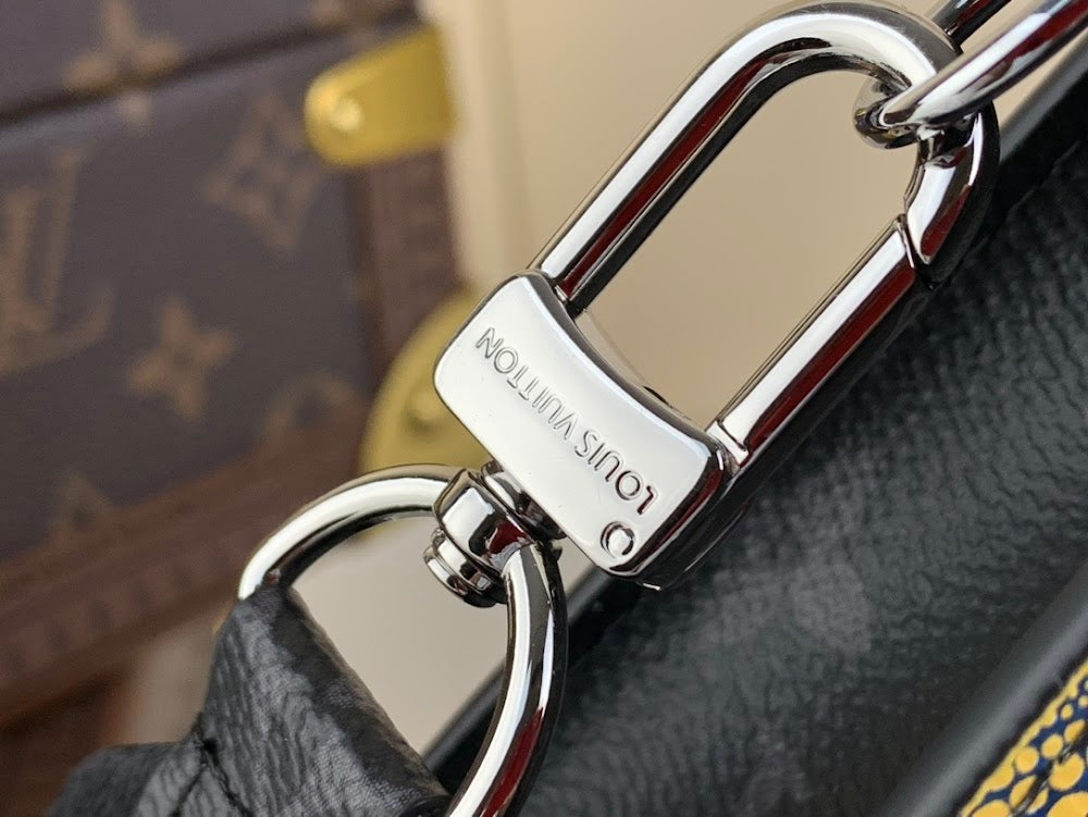 Anum Bags ln Luxury Bag --61618