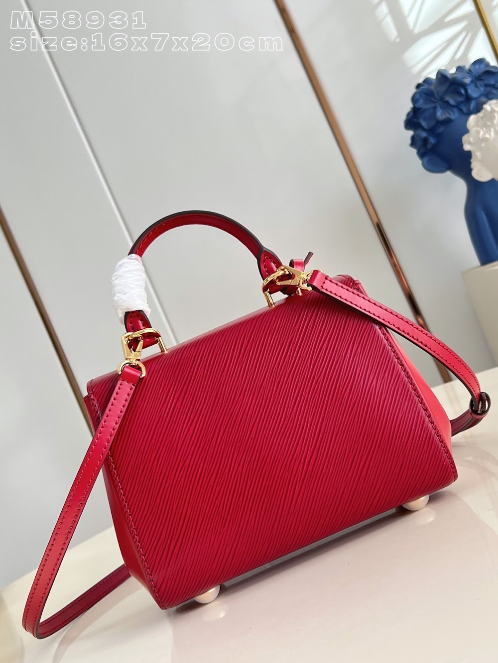 Anum Bags ln Luxury Bag --95814