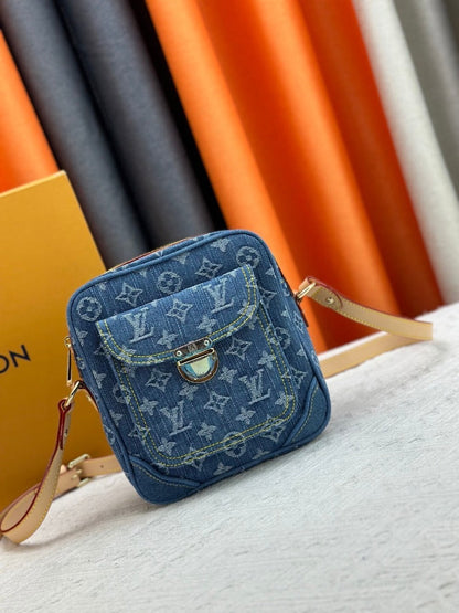 Anum Bags ln Luxury Bag --76958
