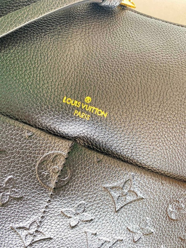 Anum Bags ln Luxury Bag --78011