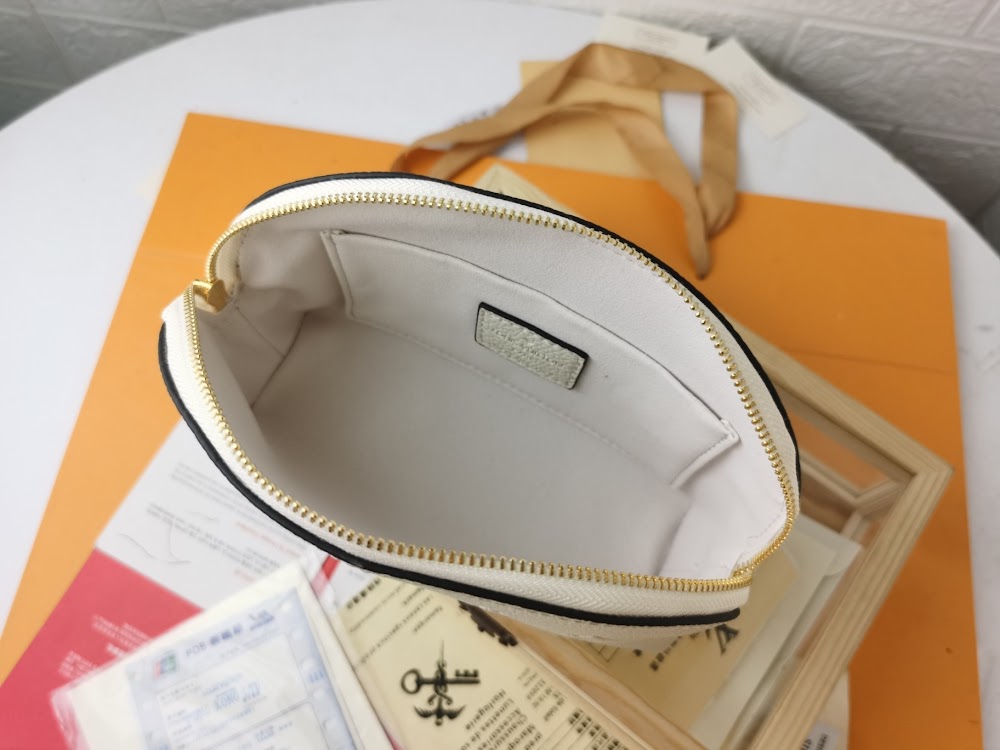 Anum Bags ln Luxury Bag --78180