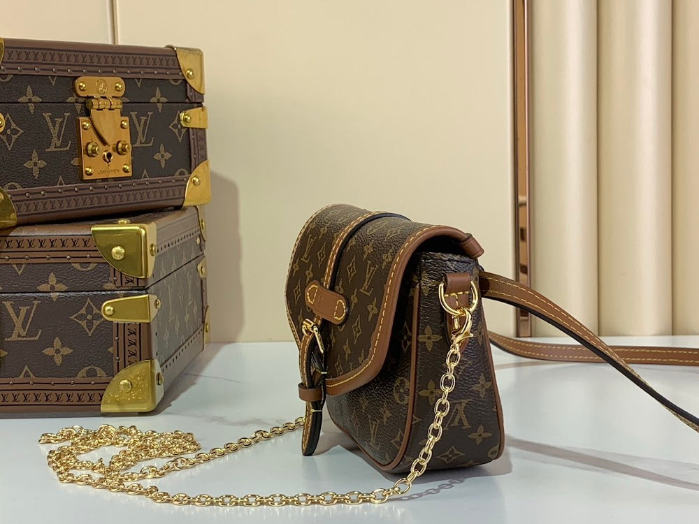 Anum Bags ln Luxury Bag --62851
