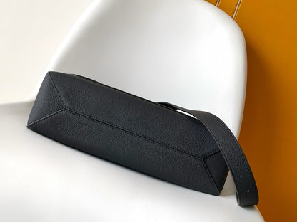 Anum Bags ln Luxury Bag --71547